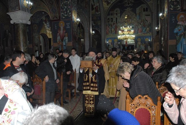 Λείψανα των Αγίων Ραφαήλ, Νικολάου και Ειρήνης