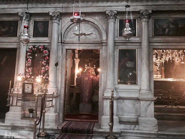 Λειτουργία στον Άγιο Σπυρίδωνα Κέρκυρας