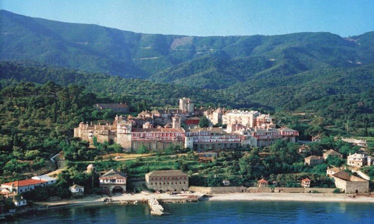 Στήριξη της Μονής Βατοπαιδίου στο Ιεραποστολικό Κέντρο Αλμυρού