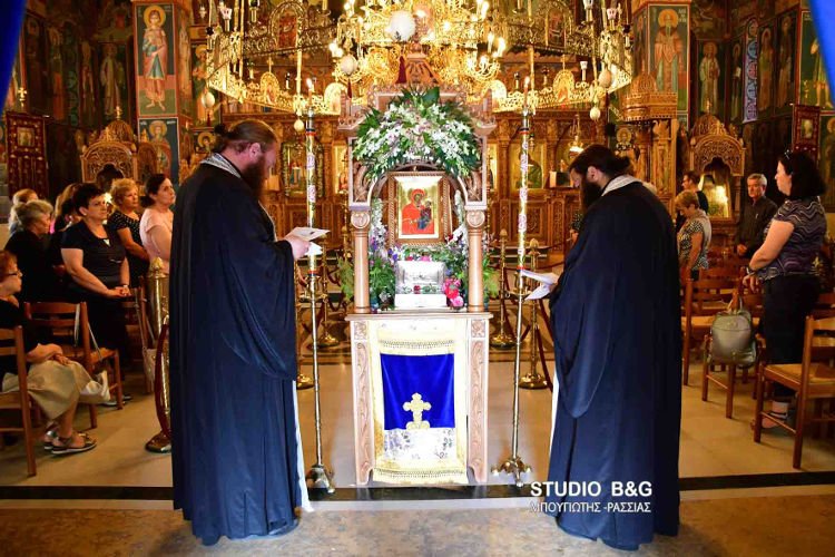 Αναχώρησε από το Ναύπλιο το Λείψανο της Αγίας Άννης