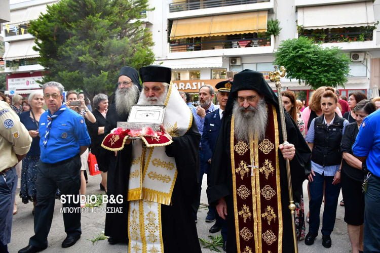 Λείψανο της Αγίας Άννης από το Άγιο Όρος στο Ναύπλιο