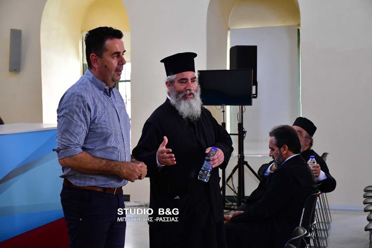 Συνάντηση Μητροπολίτη Καμερούν με το Δήμαρχο Ναυπλίου