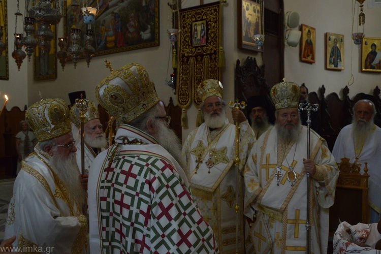 Συλλείτουργο στην Ιερά Μονή Αγίας Τριάδος των Τζαγκαρόλων