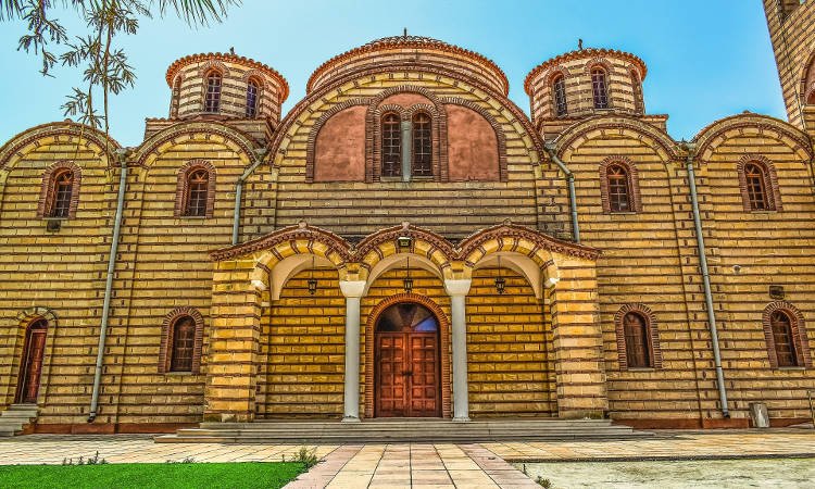 Η Αγία Εκκλησία είναι άμπελος