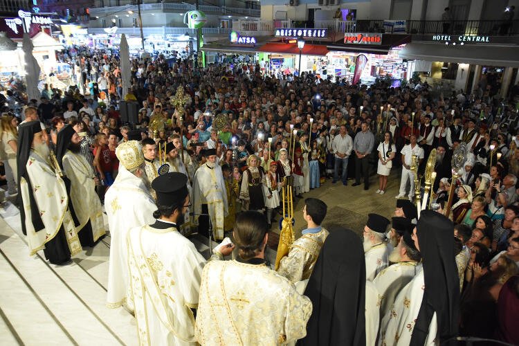 Λιτανεία Παναγίας Τριχερούσας στην Κατερίνη