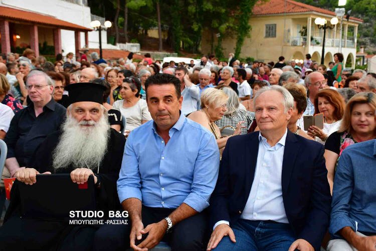 Συναυλία από τη χορωδία της ΕΡΤ στο Ναύπλιο