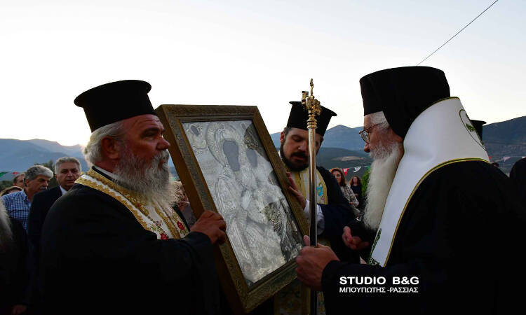 Υποδοχή Εικόνας Παναγίας στο ορεινό χωριό Μαλαντρένι Αργολίδος