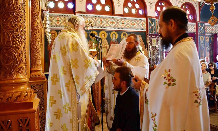 Η Ανακομιδή των Λειψάνων Αγίου Νεκταρίου στην Ι.Μ. Αργολίδος