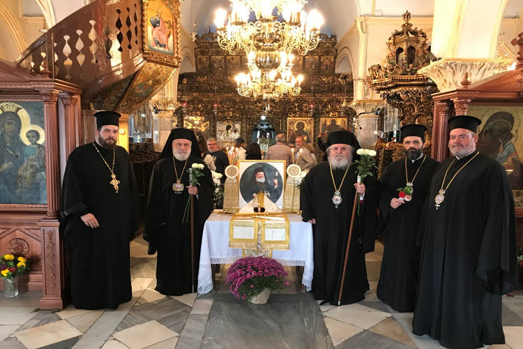Μνημόσυνο μακαριστού Αρχιεπισκόπου Αθηνών Χριστοδούλου στη Μύκονο