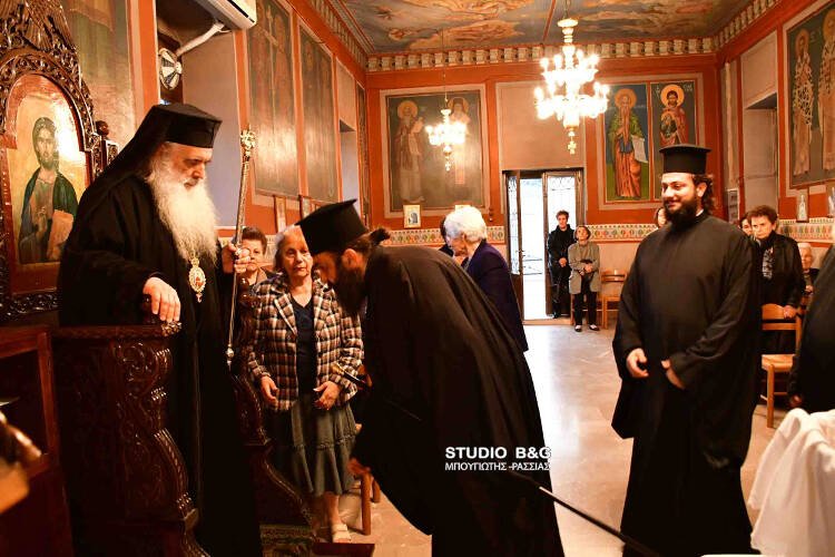 Εσπερινός Παμμεγίστων Ταξιαρχών στο Ναύπλιο