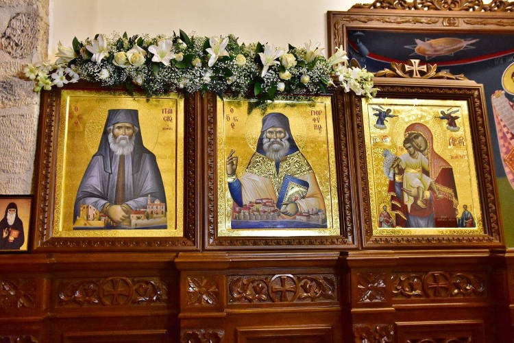 Θυρανοίξια παρεκκλησίου Οσίων Πορφυρίου και Παϊσίου στη Μητρόπολη Κυδωνίας