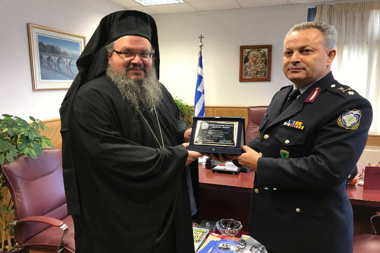 Ο Λαρίσης Ιερώνυμος στο Αστυνομικό Μέγαρο Λάρισας