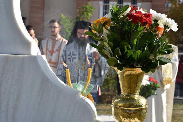 Εξαετές Μνημόσυνο Μακαριστού Μητροπολίτου Μαρωνείας (ΦΩΤΟ)