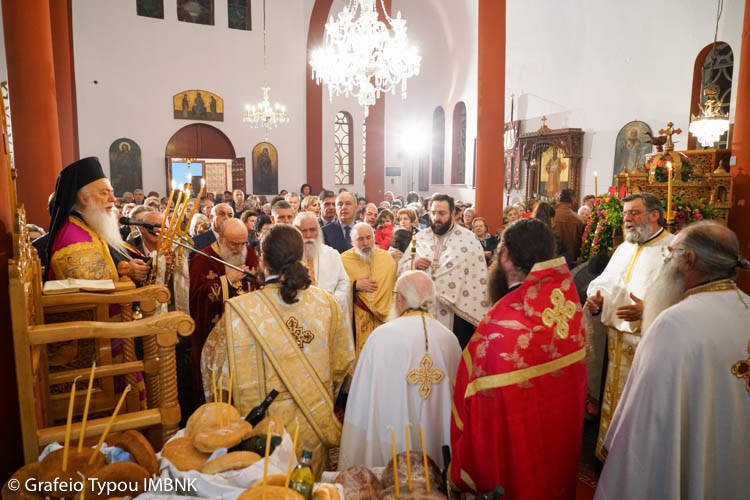 Εσπερινός Αγίου Νεκταρίου στη Μητρόπολη Βεροίας (ΦΩΤΟ)