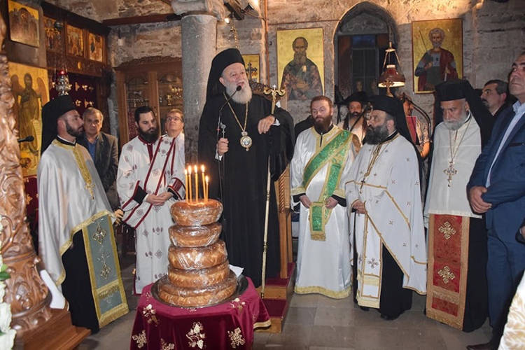 Λαμπρός εορτασμός Αγίου Γεωργίου στη Μονή Αρμά Φύλλων Χαλκίδος