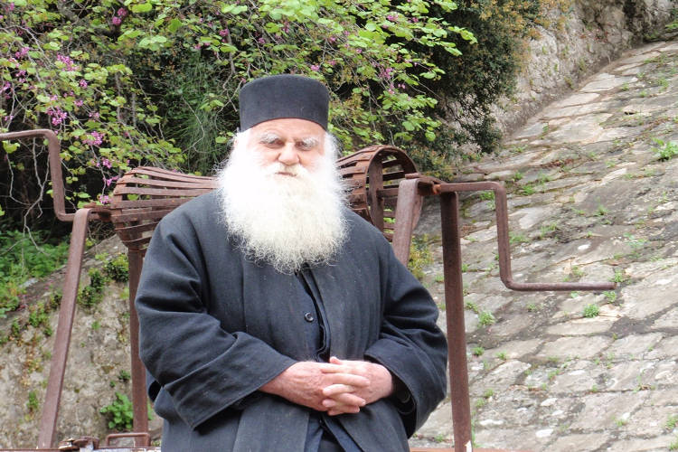 Εκοιμήθη ο Ηγούμενος της Μονής Ζωοδόχου Πηγής Κλεισούρας Αιτωλικού