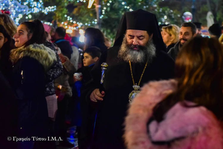Φωταγώγηση Χριστουγεννιάτικου Δέντρου στο Λαγκαδά (ΦΩΤΟ)