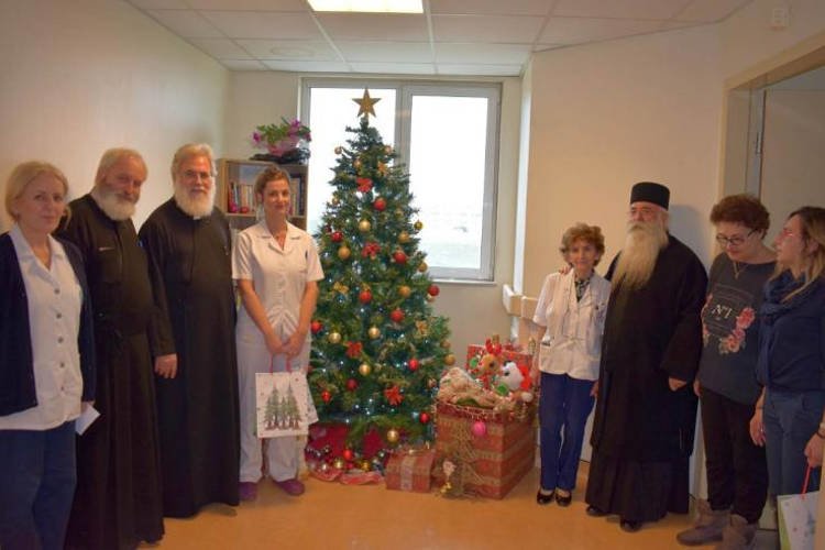 Επίσκεψη Ιλίου Αθηναγόρα στο ογκολογικό νοσοκομείο