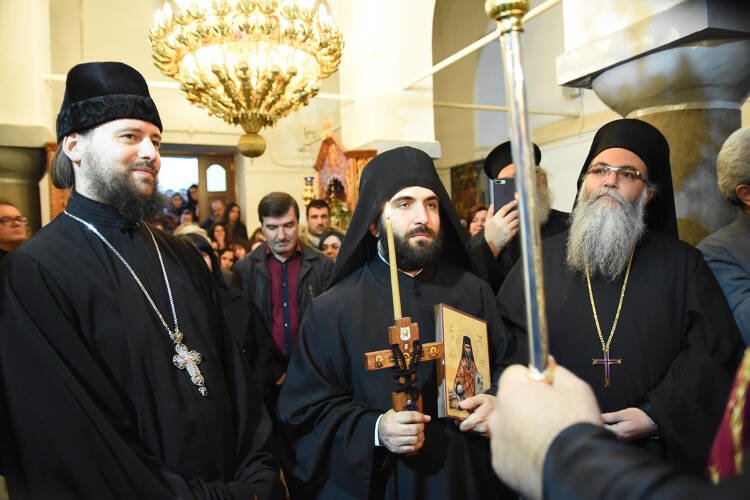 Κουρά Μοναχού στη Μονή Παναγίας Πέτρας Ολύμπου (ΦΩΤΟ)