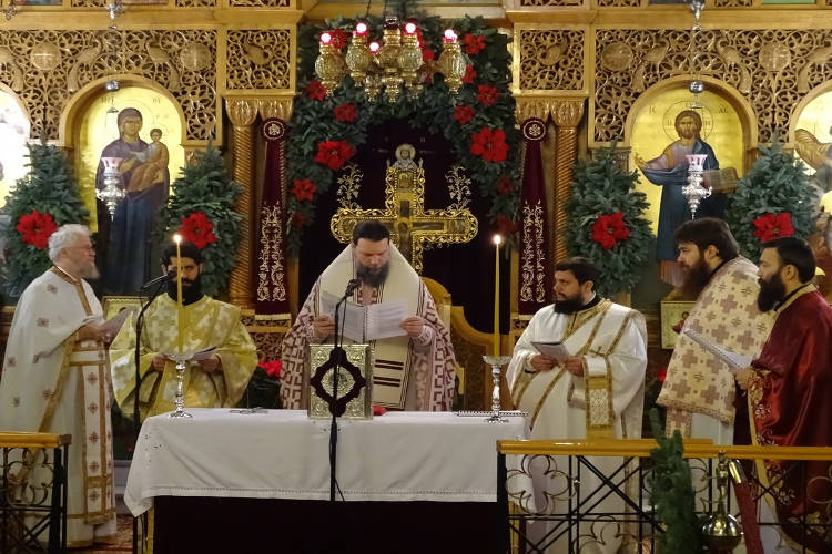 Θεία Λειτουργία Αγίου Ιακώβου του Αδελφοθέου στην Καλογραίζα (ΦΩΤΟ)