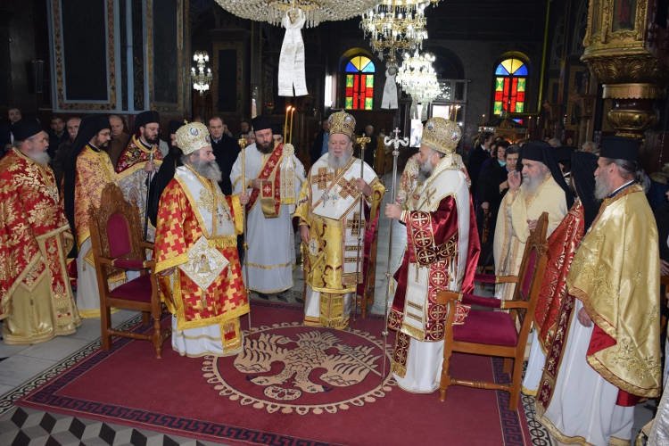 Η Μητρόπολη Θεσσαλιώτιδος τίμησε τον προστάτη της Άγιο Σεραφείμ (ΦΩΤΟ)