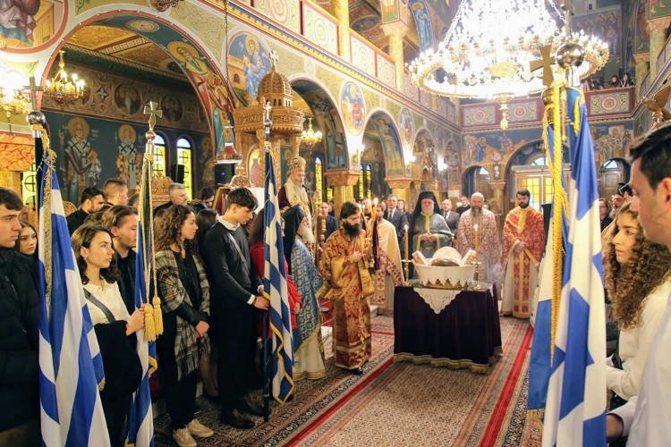 Εορτή των Τριών Ιεραρχών στη Ναύπακτο (ΦΩΤΟ)