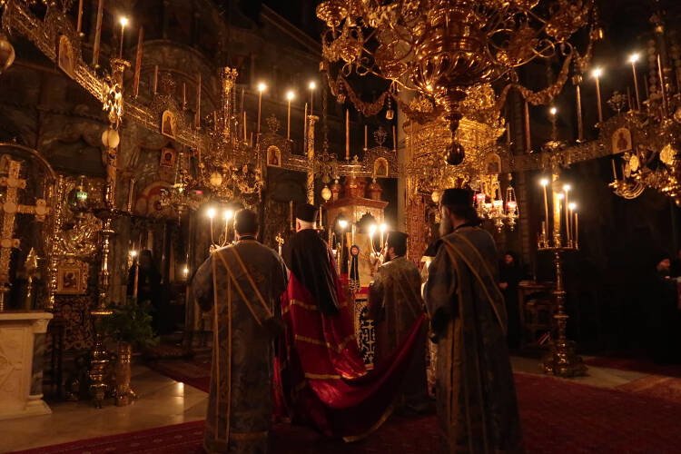 Τρισαρχιερατική Θεία Λειτουργία στην Μονή Ξενοφώντος Αγίου Όρους