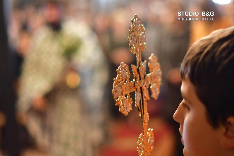 Κυριακή της Σταυροπροσκυνήσεως στο Ναύπλιο (ΦΩΤΟ)