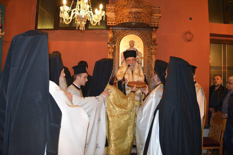 Εσπερινός Ευαγγελισμού της Θεοτόκου στη Μητρόπολη Ελευθερουπόλεως (ΦΩΤΟ)