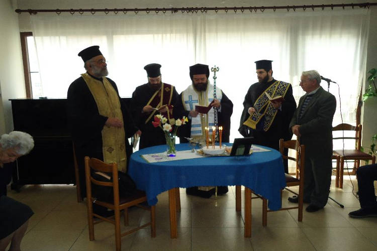 Ιερό Ευχέλαιο σε ΚΑΠΗ του Δήμου Κομοτηνής