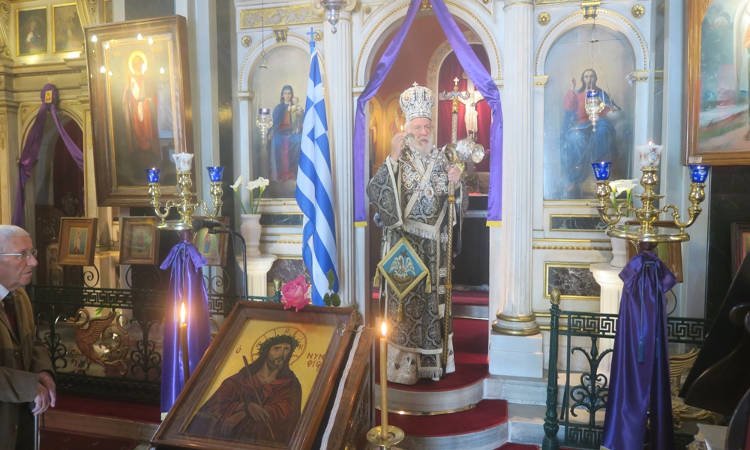 Τελευταία Προηγιασμένη Θεία Λειτουργία στη Μητρόπολη Σύρου