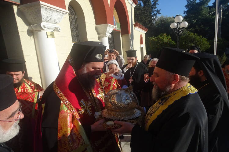 Η Νέα Ιωνία υποδέχτηκε τον Άγιο Κωνσταντίνο τον Υδραίο (ΦΩΤΟ)