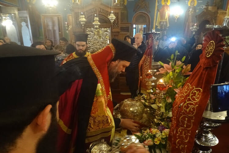 Η Νέα Ιωνία υποδέχτηκε τον Άγιο Κωνσταντίνο τον Υδραίο (ΦΩΤΟ)