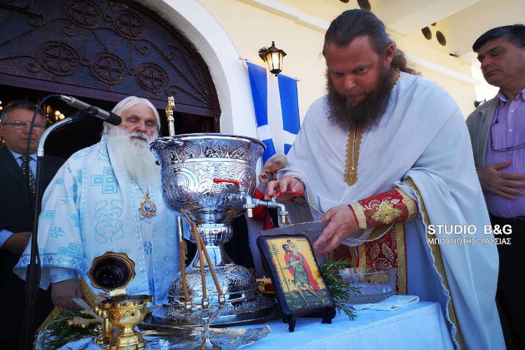 Αγιασμός οχημάτων στο Ναύπλιο