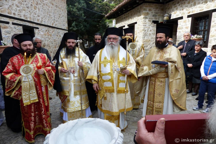 Μεταπασχάλια Ιερατική Σύναξη στη Μονή Παναγίας Μαυριωτίσσης (ΦΩΤΟ)