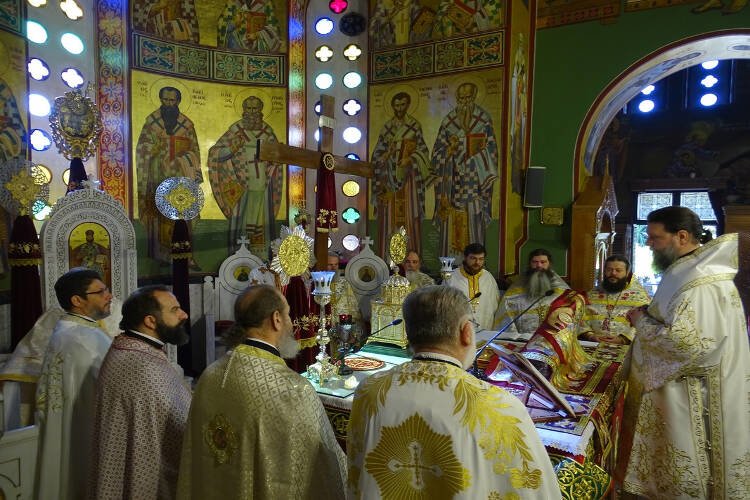 Σύναξη Παναγίας Διασωζούσης και των Αγίων της Μητροπόλεως Νέας Ιωνίας (ΦΩΤΟ)