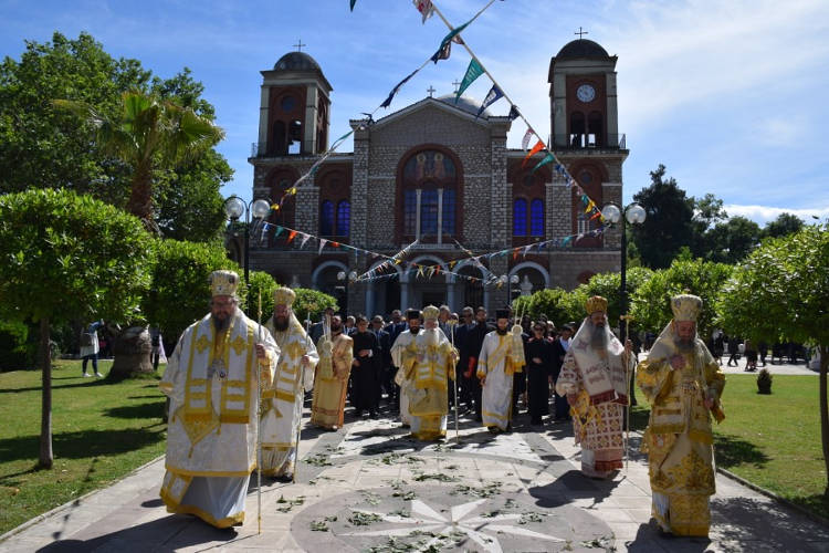Η Καρδίτσα γιόρτασε τον Πολιούχο της (ΦΩΤΟ)