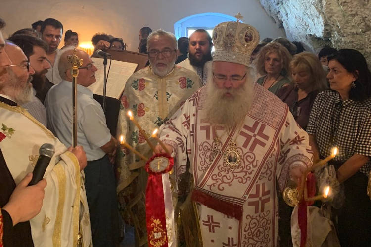 Η εορτή του Αγίου Πνεύματος στους Αρμένους Σητείας