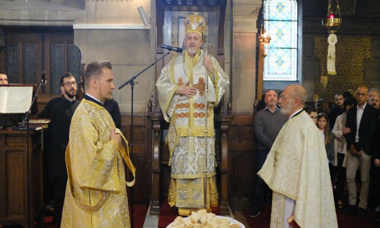Γαλλίας Εμμανουήλ: Προσευχόμαστε για την ενότητα της Εκκλησίας