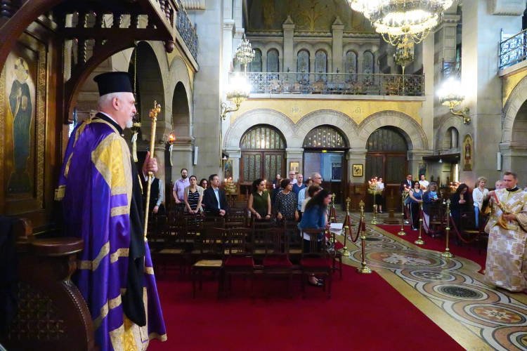 Κυριακή των Αγίων Πάντων στο Παρίσι