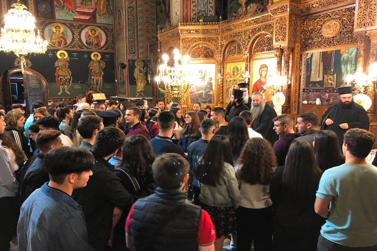 Παράκληση για τους υποψηφίους των πανελληνίων εξετάσεων στην Κατερίνη (ΦΩΤΟ)