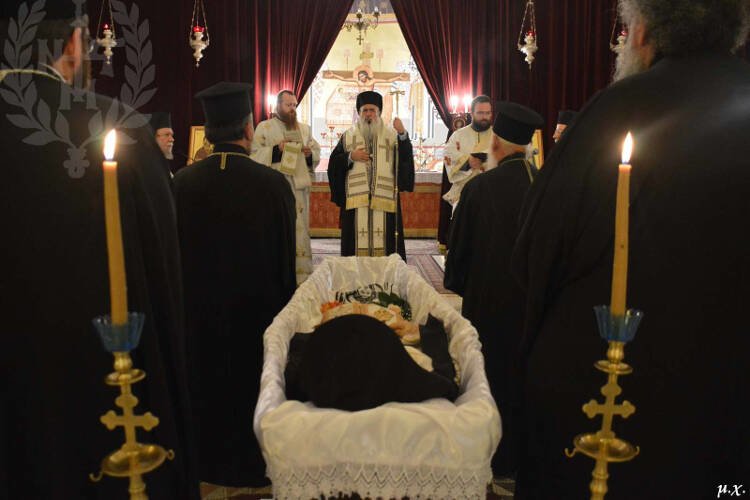 Εξόδιος Ακολουθία π Αριστάρχου Τσαλπαρά στην Πολίχνη