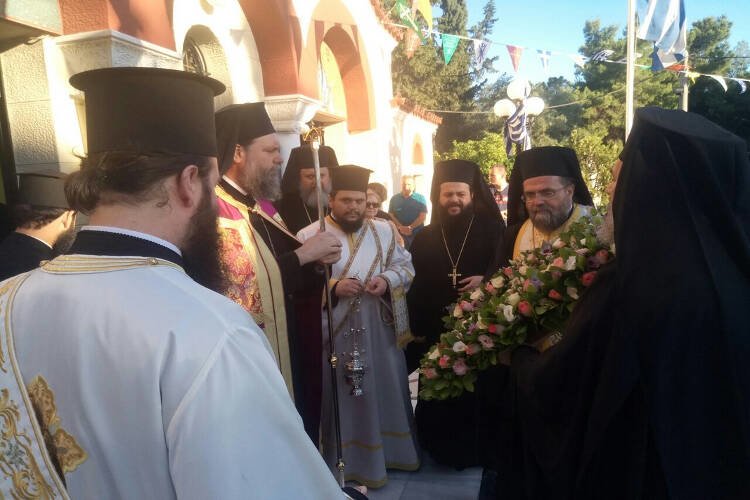 Αρχιερατικός Εσπερινός Μητροπολιτικού Ναού Αγίων Αναργύρων στη Νέα Ιωνία (ΦΩΤΟ)
