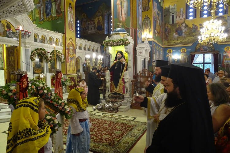 Αρχιερατικός Εσπερινός Μητροπολιτικού Ναού Αγίων Αναργύρων στη Νέα Ιωνία (ΦΩΤΟ)