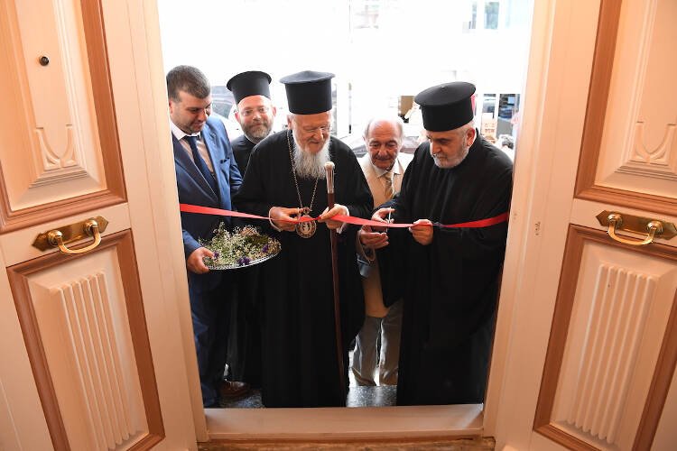 Εγκαίνια Μητροπολιτικού Οίκου της Μητροπόλεως Δέρκων (ΦΩΤΟ)