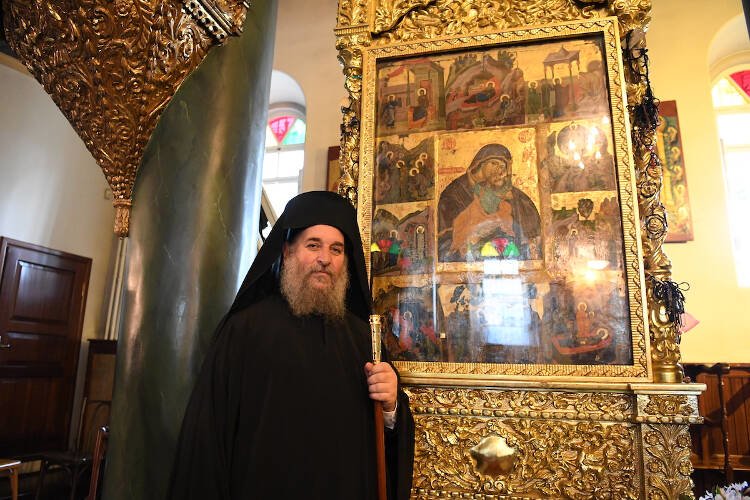 Ενθρόνιση νέου Ηγουμένου της Μονής Αγίας Τριάδος Χάλκης (ΦΩΤΟ)