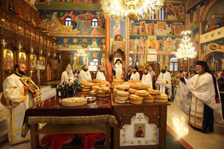 Εορτή Αγίου Παντελεήμονος στην Αρχιεπισκοπή Κύπρου (ΦΩΤΟ)