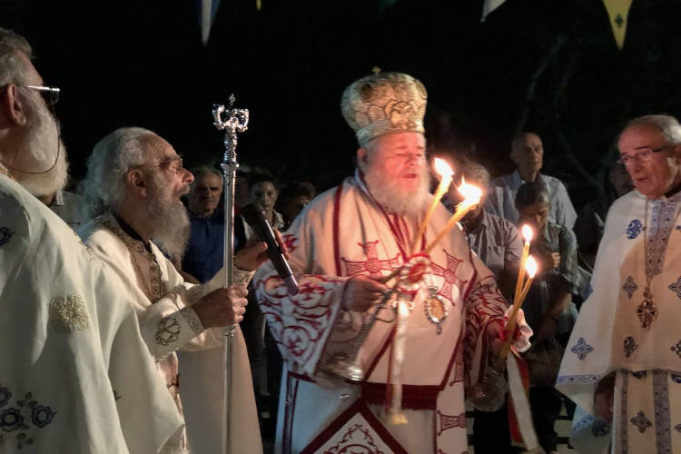 Νυχτερινή Αρχιερατική Θεία Λειτουργία Προφήτου Ηλιού στη Μητρόπολη Κυδωνίας