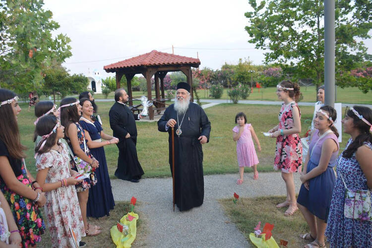 Α΄ Κατασκηνωτική Περίοδος κοριτσιών Μητροπόλεως Νεαπόλεως στο Ποσείδι (ΦΩΤΟ)
