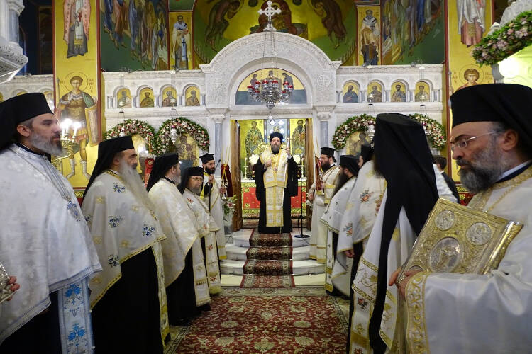 Λιτάνευση Ιεράς Εικόνος Αγίων Αναργύρων στη Νέα Ιωνία (ΦΩΤΟ)